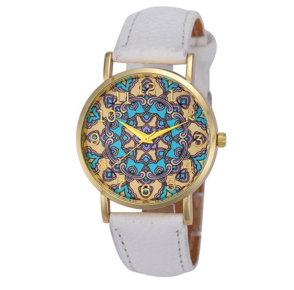 Women's Faux Leather Flower Pattern Analog Quartz Watch