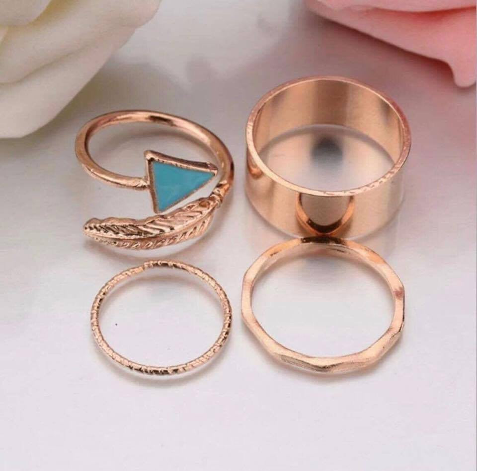 Gold Plated Triangle Leaf 4PCS Ring Set