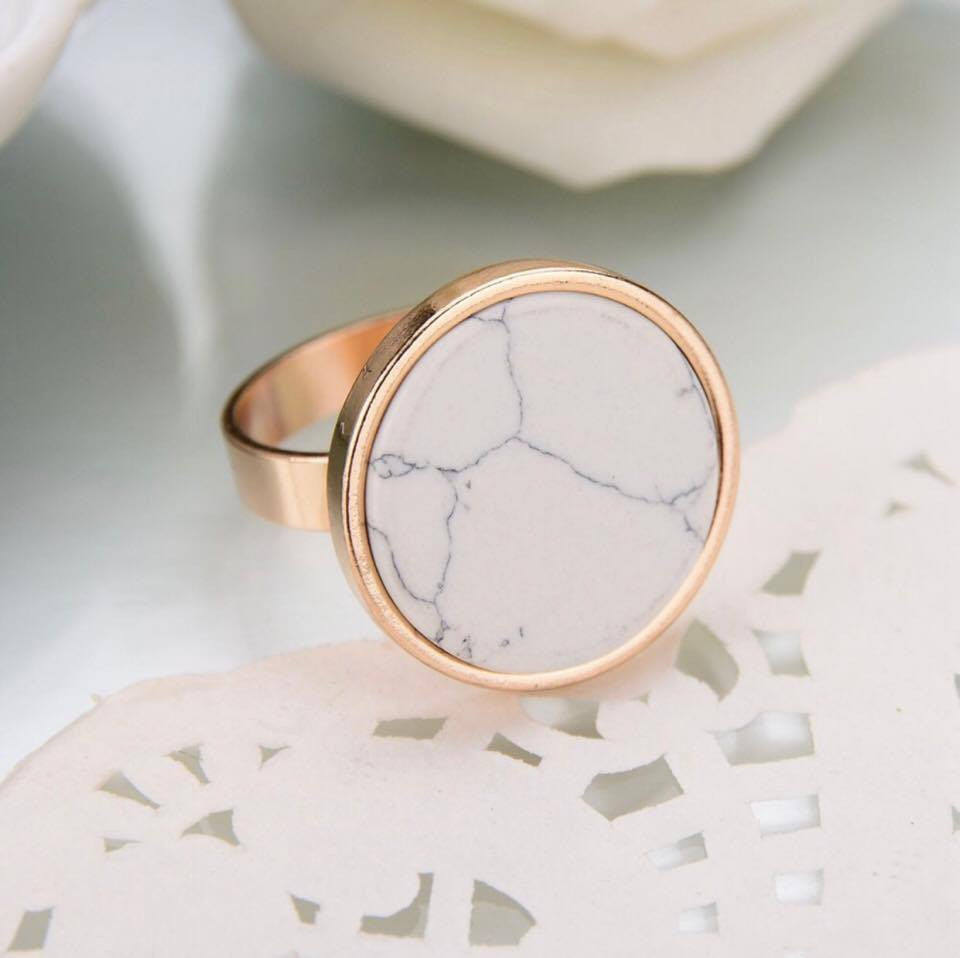 Black White Round Faux Marbled Stone Ring