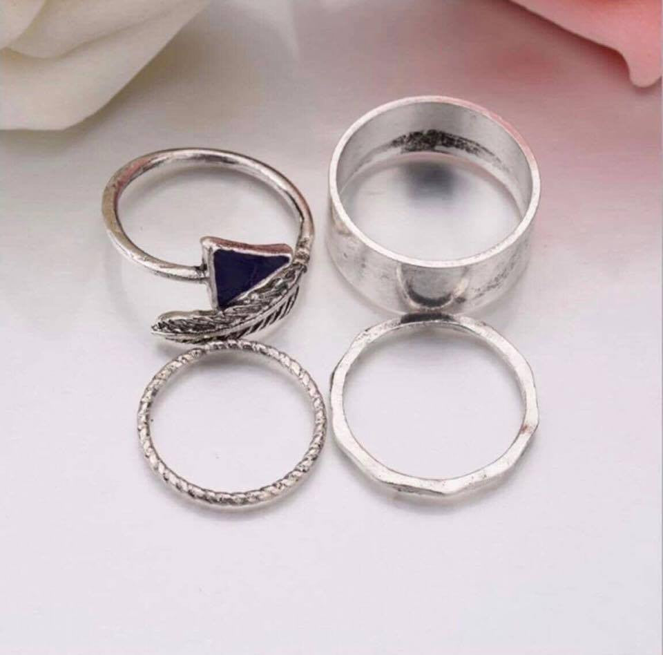 Gold Plated Triangle Leaf 4PCS Ring Set