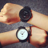 Unisex Leather Quartz Analog Wristwatch For Casual/Sporty Look